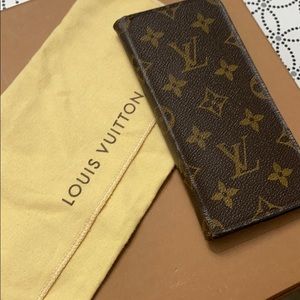 I phone 7 plus authentic Louis Vuitton case